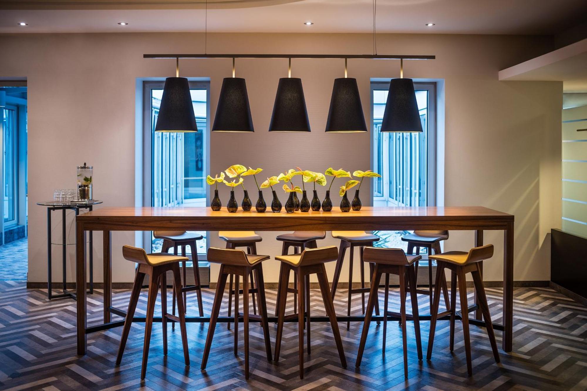 Sheraton Duesseldorf Airport Hotel — Foto’s 3